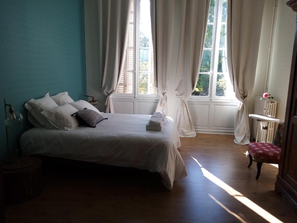 Domaine De Pladuc Bed & Breakfast Lachaise Eksteriør bilde