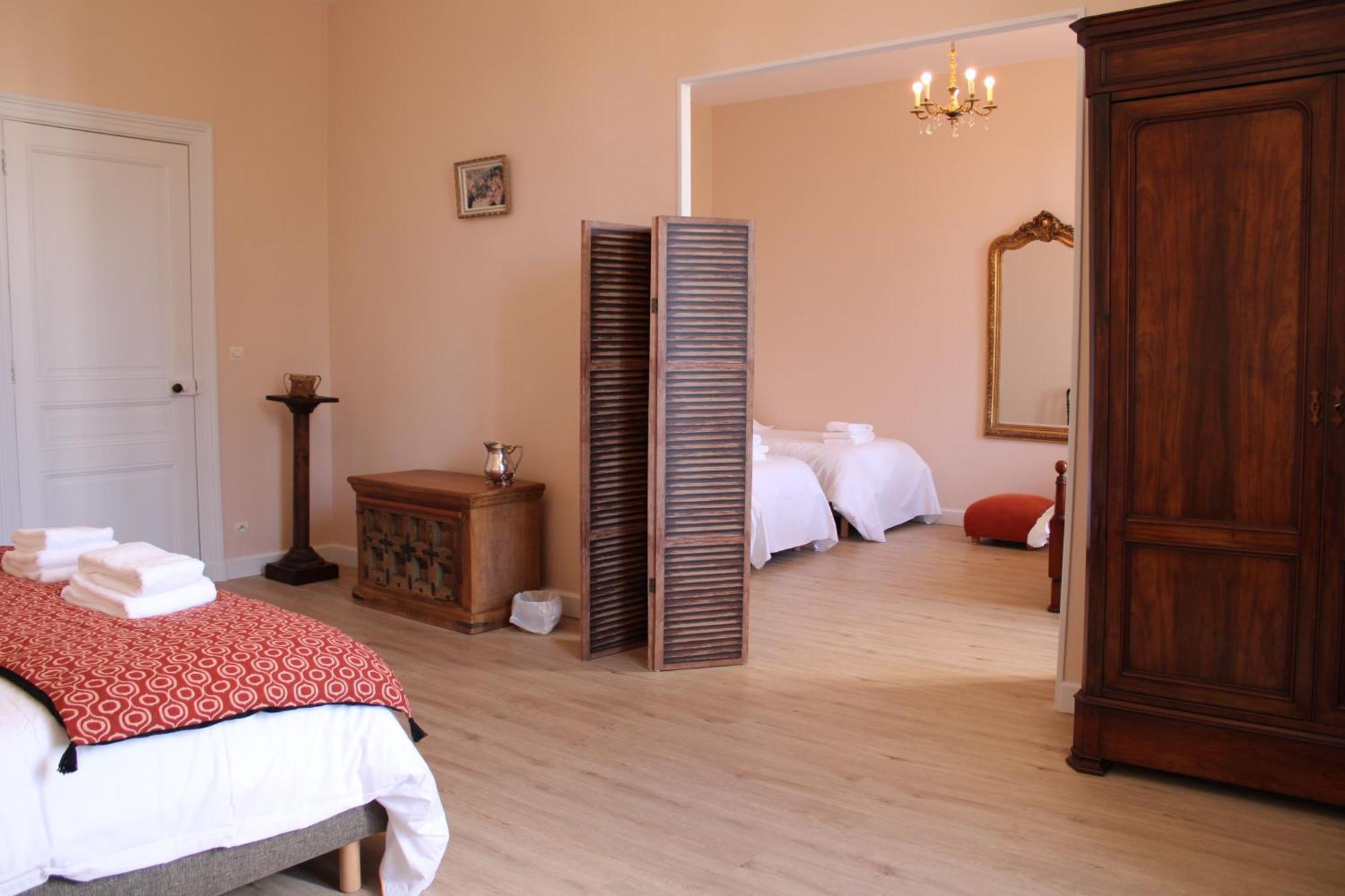 Domaine De Pladuc Bed & Breakfast Lachaise Eksteriør bilde